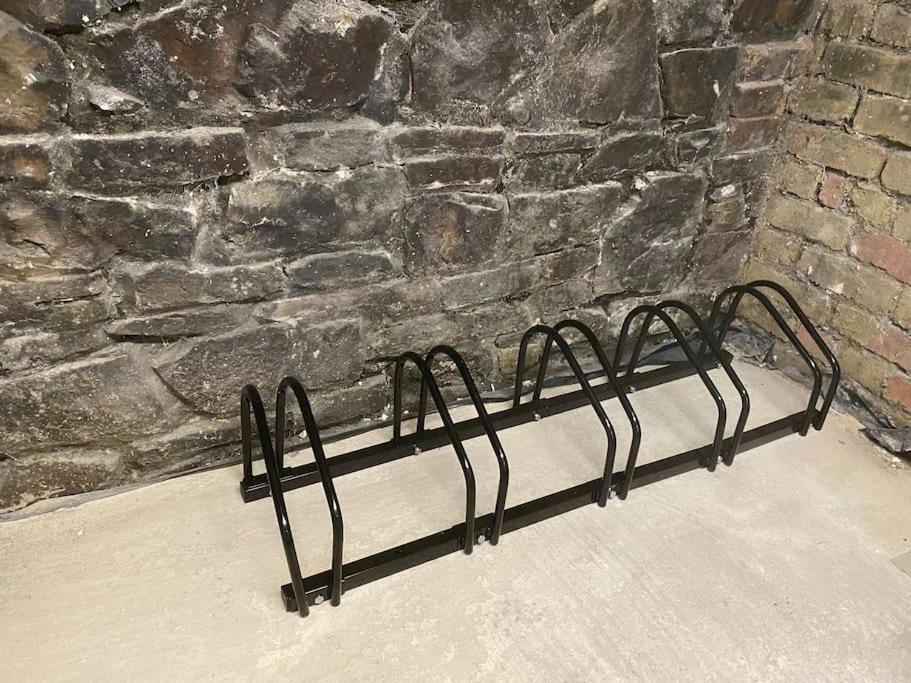 Modern 2 Bedroom Cottage Near Bike Park Wales. Merthyr Tydfil Luaran gambar